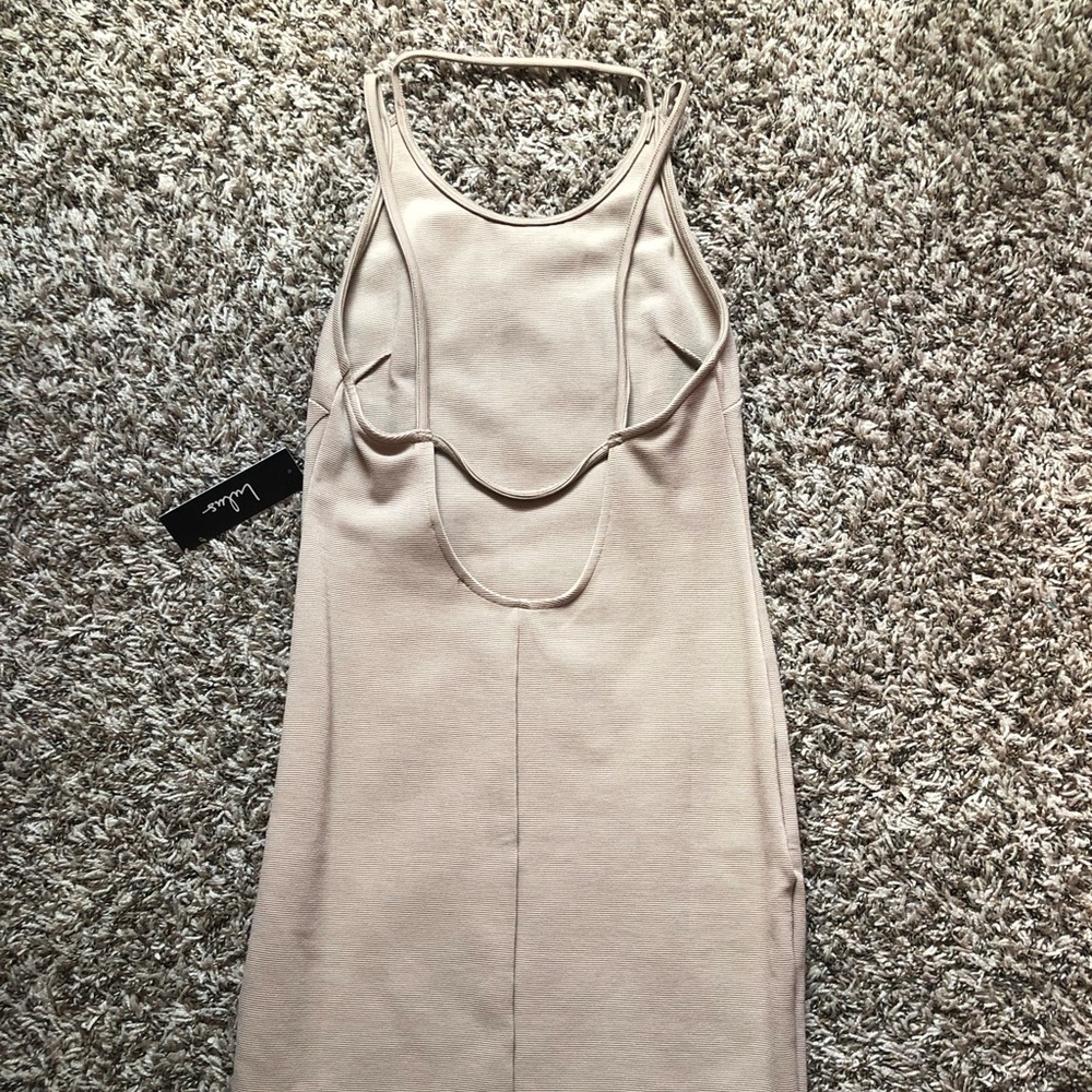 bodycon halter dress